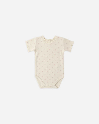 Short Sleeve Waffle Bodysuit | Mauve Ditsy | Quincy Mae